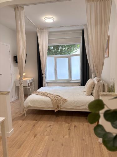 Comfortable studio 10 min from Midi Station and 15 min from Brussels center, Brüssel (Foto 8)