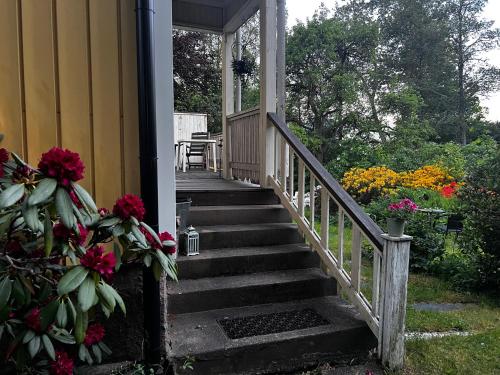 Solhuset intill ån (Solhuset intill an) in อลิงก์โซส