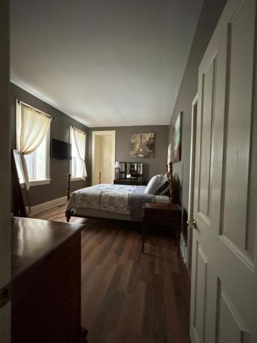 . Graystone Manor