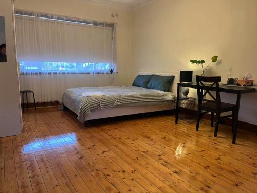 Free Parking 5min Walk to Asian Supermarket Family Room Deakin Uni Quiet Camberwell in 坎伯威爾