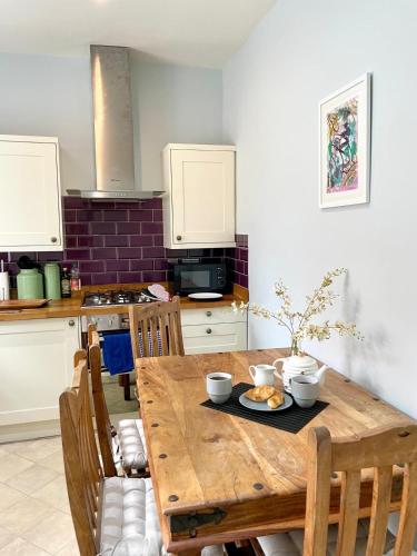 Wild Springs - Centraly Located House With Free Parking in Wetherby