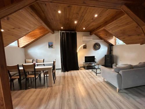 Au pied du château T3