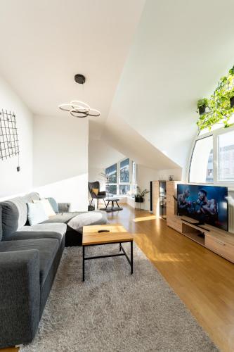 Urban Bloom apartments by Booky in Liptovsky Mikulas City Center