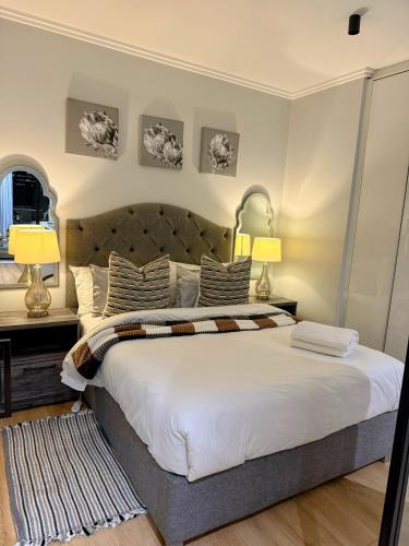 Ellipse Waterfall Luxury Sapphire - Johannesburg