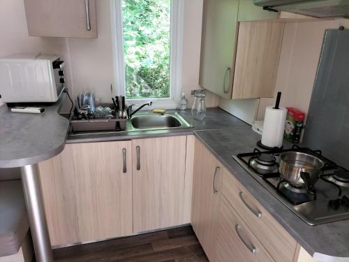 3 bedrooms, 5 beds