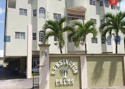 Budget Apartment Near New Kingston near สนามบินนานาชาตินอร์แมน แมนลีย์