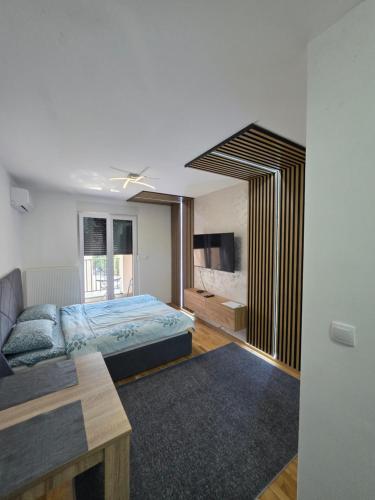 Apartman Garden 44 in Добой