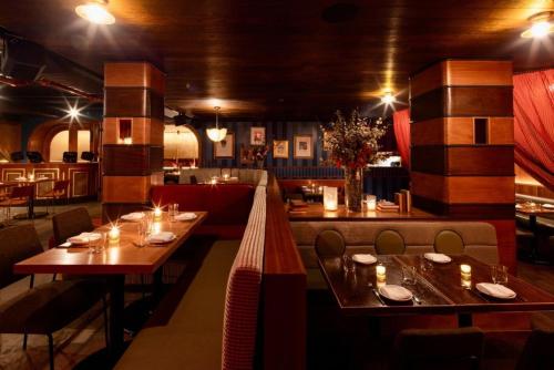 레스토랑, 더 렌윅 호텔 뉴욕 시티 (The Renwick Hotel New York City) in 미드타운 이스트