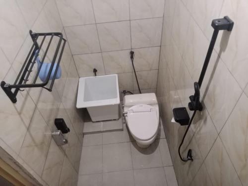 Green Doorz Hotel in Rembang