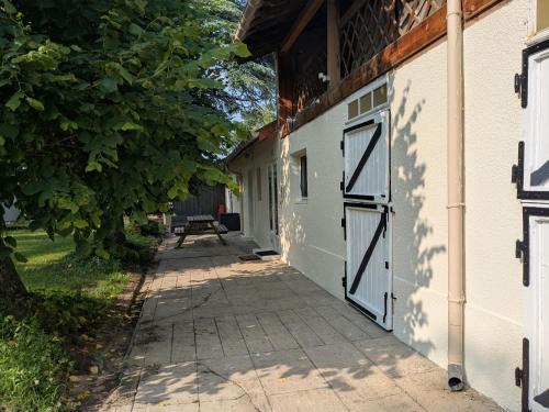 Appartement dans haras in Montrond-les-Bains