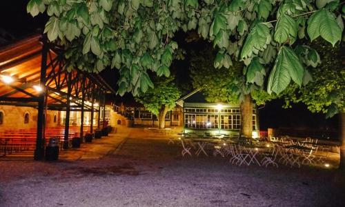 Wirgarten Antik Hotel in Dingolfing, Deutschland