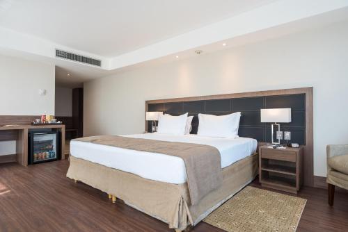 69458423 Windsor Oceanico Hotel