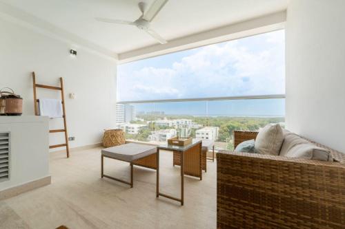 Suite romántica con terraza lounge y vista panorámica CB834