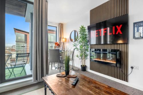 Orient CityView with FreePark and Netflix, Birmingham (photo 10)