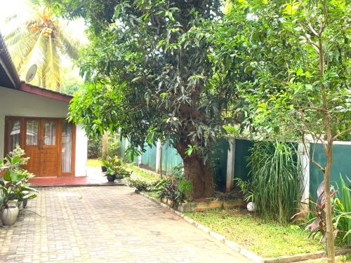 Double Room with Garden View image 1