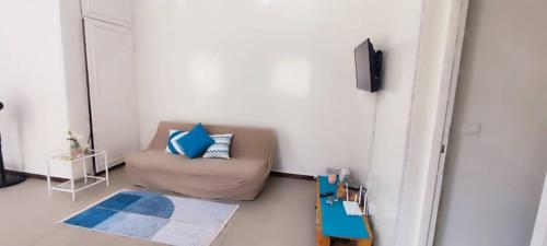 One-Bedroom Apartment room in Coeur urbain