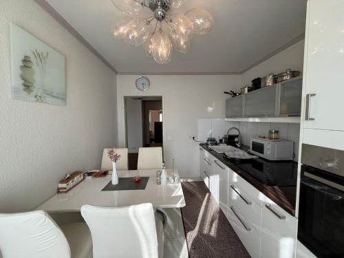 3-room luxury appartment - 120qm - up to 9 guests - Air condition - free car parking, Düsseldorf (fotografie 10)