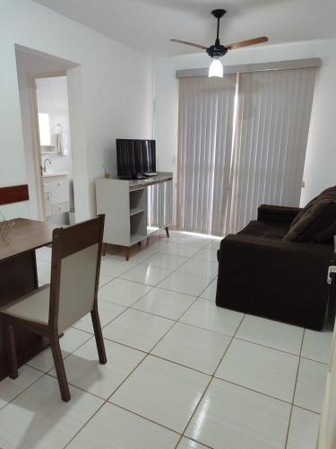 Apto 233 with 2 Bedrooms Furnished, Pirassununga