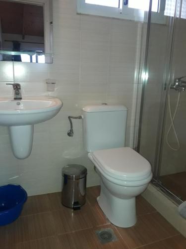 淋浴間, olivensun studio 11 in 馬夫羅禾尼 (基特伊奧)