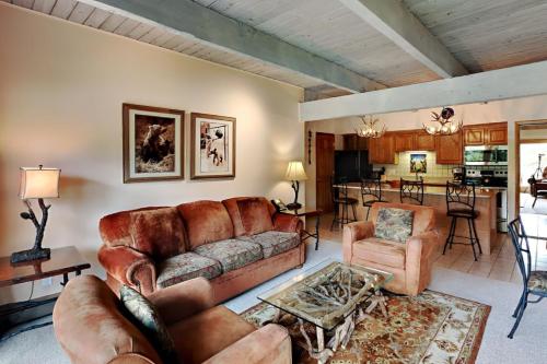 Timberline Condominiums 2 Bedroom Deluxe Unit A1D image