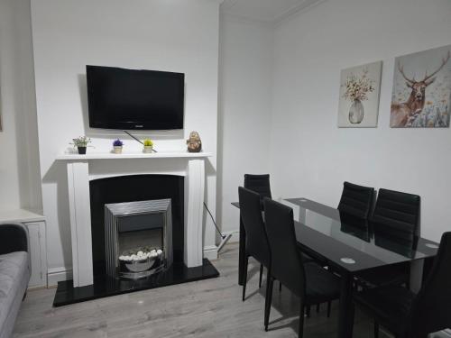 House 5 minutes from Anfied for 7 Guests, Liverpool (photo 4)