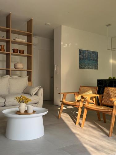 Lagouvardos Beach House
