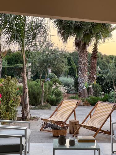 Lagouvardos Beach House