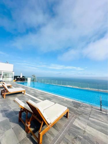 Modern 3 bedroom apartment - 4 beds