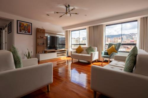 Modern apartment - 10 Min to City Center