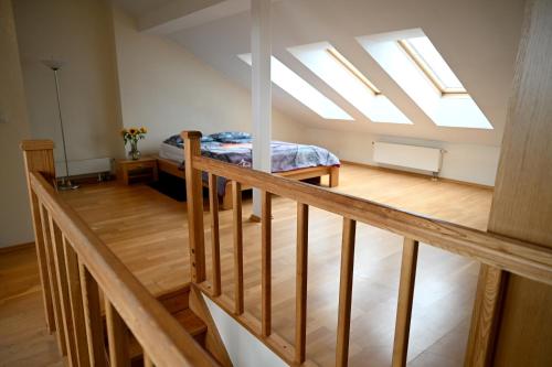 2-Story Penthouse with Private Sauna, Seaview Terrace & Two Bathrooms, Tallin (foto 4)