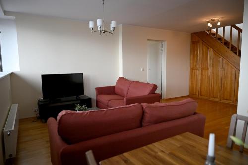 2-Story Penthouse with Private Sauna, Seaview Terrace & Two Bathrooms, Tallin (foto 2)