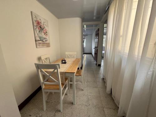 ACOGEDOR APARTAMENTO DISPONIBLE eN CALARCA QUINDIO EXCELENTE UBICACION EN CONJUNTO CERRADO 2 HABITAC in Calarca