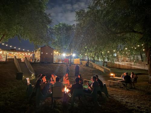 ColoRADo Adventure Hostel near Pro Rodeo Ruhmeshalle