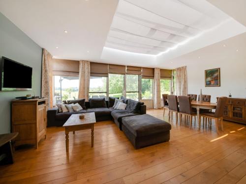 Countryside holiday home in Mohiville with terrace, cleaning included gîte à louer Achet