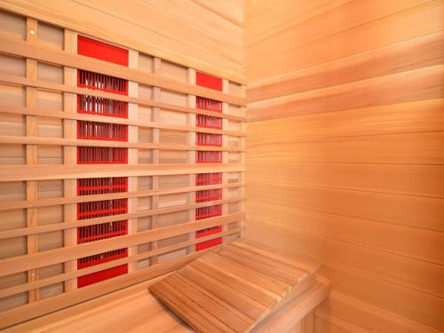 Holiday Home in Fays with Sauna & Hiking, cleaning included gîte à louer Trou Bonhay