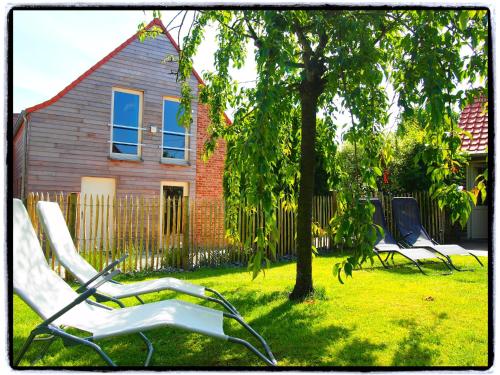 Holiday home with terrace in Ellezelles, cleaning included photo 1