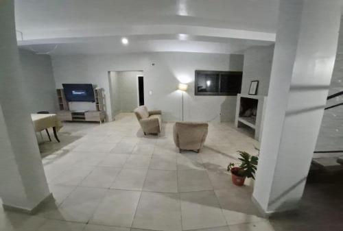Casa con pileta