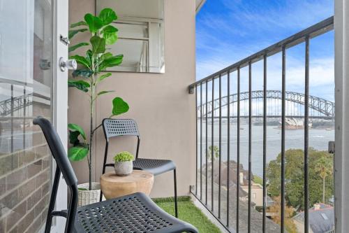 Harbour Horizons - Chic Studio Above Sydney's Icons - image 14