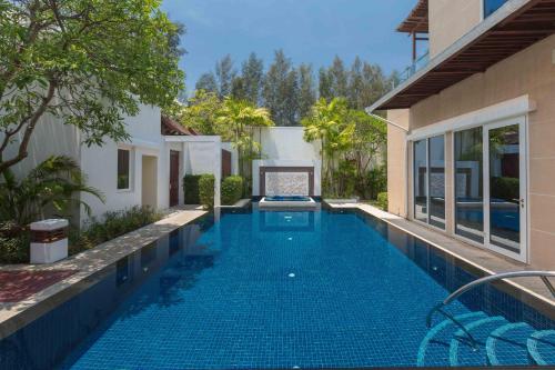 Вид, Andaman Pool Villas, Maikhao  near Міжнародний Аеропорт Пхукета