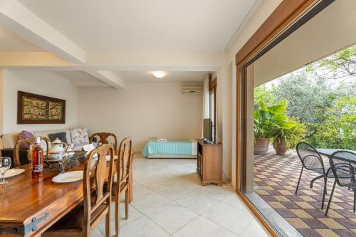 Deluxe Apartment (4 Adults)