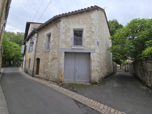 Appartement confortable au cœur de Brantôme, terrasse privée - FR-1-616-487 (Appartement confortable au cœur de Brantome, terrasse privee - FR-1-616-487) in 布朗通