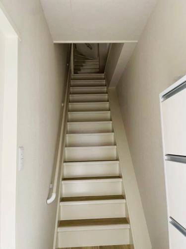 Kajima 2 minutes from the station, 5 minutes by train to Namba and Shinsaibashi area