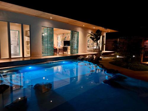View, Turquoise Villa in Dinalupihan