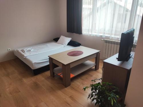 Guest House Ela - image 2