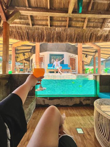 Swimming pool, Villa Amuntai in Dinalupihan