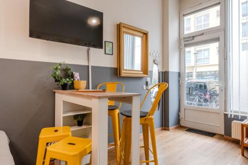 Cozy Micro Apartment - Self Check-in, Берлин (фото 10)