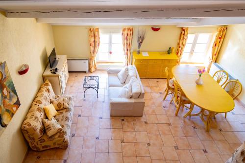 Létesítmények, Gîte Mimosa au milieu des vignes - Château les Apiès (Gite Mimosa au milieu des vignes - Chateau les Apies) in Les Arcs