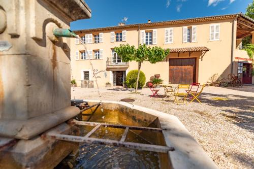 A szálláshely kívülről, Gîte Mimosa au milieu des vignes - Château les Apiès (Gite Mimosa au milieu des vignes - Chateau les Apies) in Les Arcs