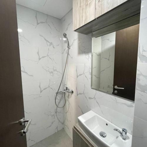 Studio in Tangerang City,Indonesia in จิโบดาส