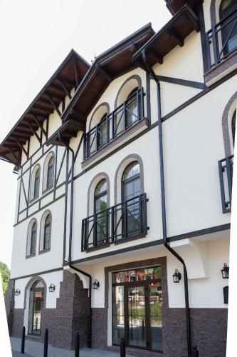 Viesnīcas āriene, Апартаменти в центрі Шаян in Shayan